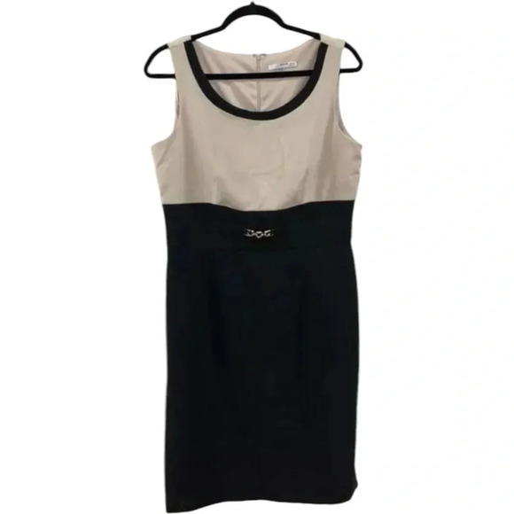 Studio One New York Modern Cut Gold Chain Detail Dress Size 12 - Picture 1 of 6